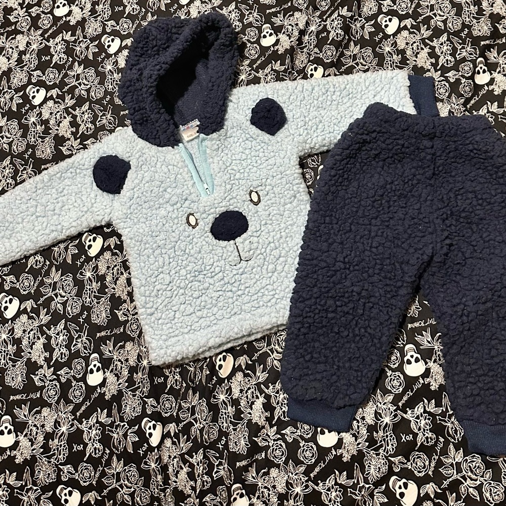 MFM Baby Outfit in Navy and Baby Blue